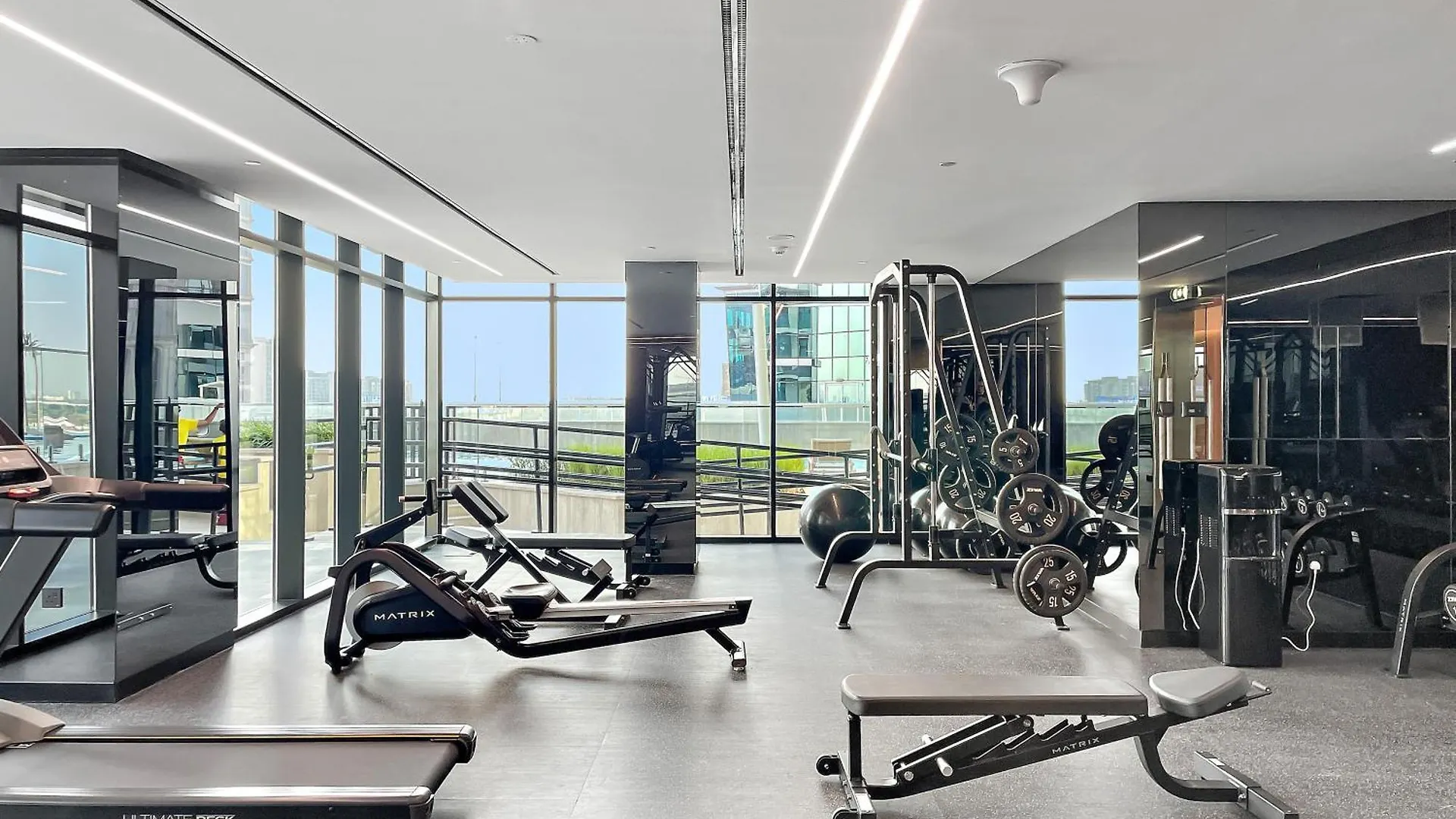 Apartment Luxury 2Br In Business Bay With Balcony & Canal View Dubai
