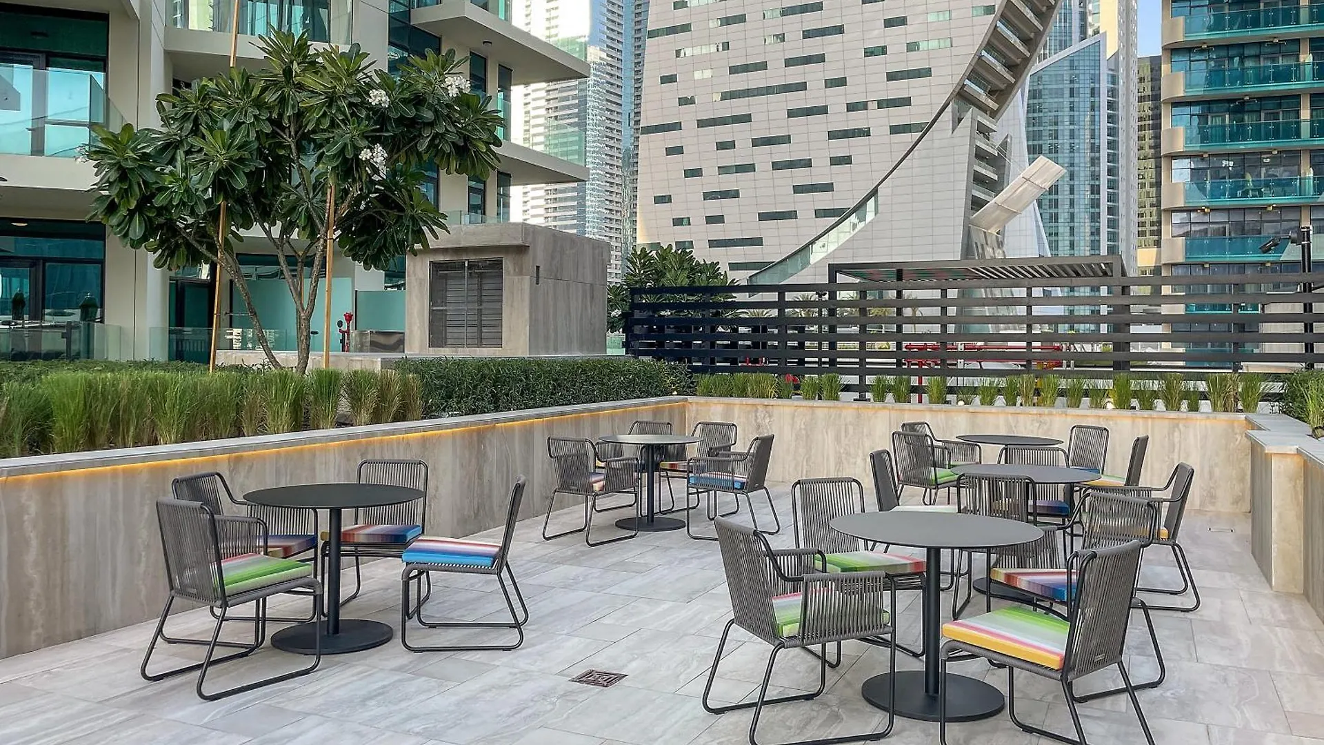 Luxury 2Br In Business Bay With Balcony & Canal View Dubai United Arab Emirates