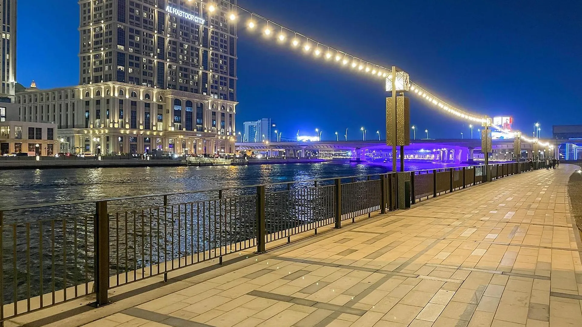 Luxury 2Br In Business Bay With Balcony & Canal View Dubai 0*,  United Arab Emirates