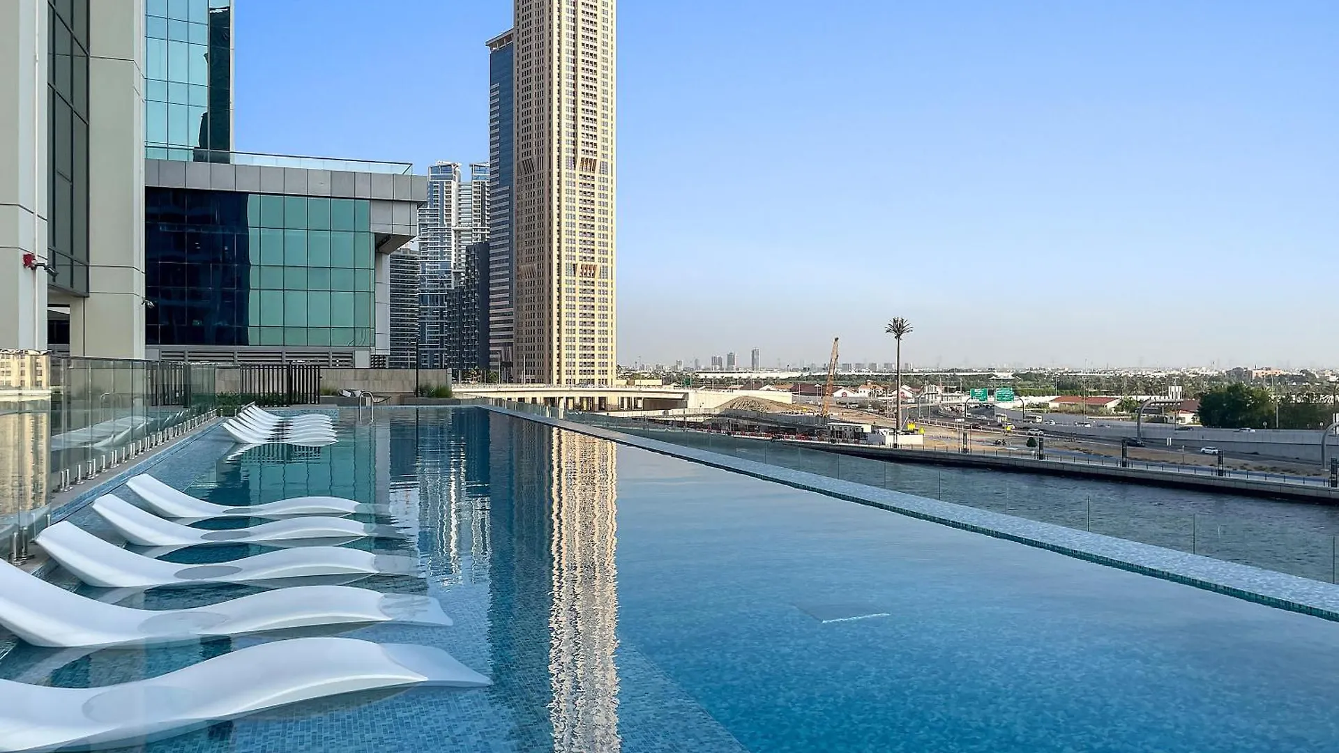 Apartment Luxury 2Br In Business Bay With Balcony & Canal View Dubai